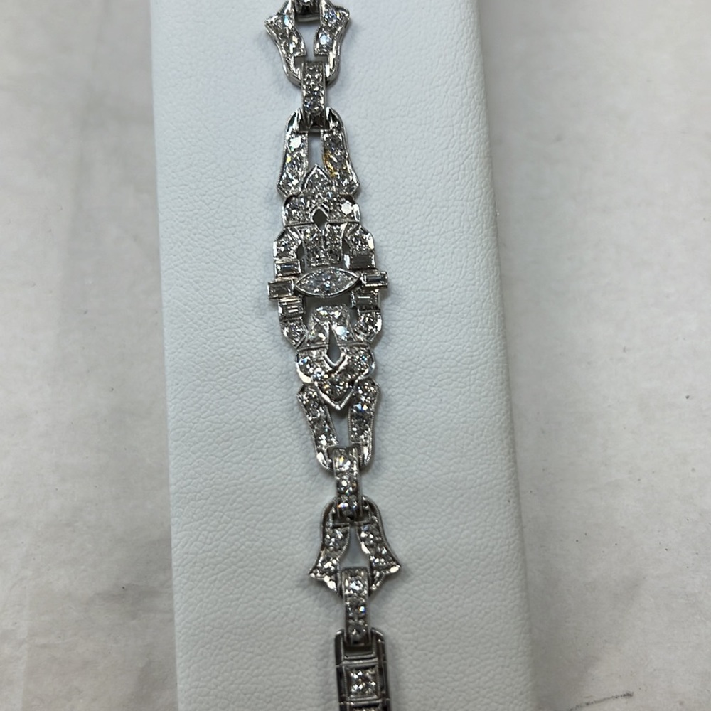 Vintage Diamonds Bracelet Platinum - Picture 2 of 7